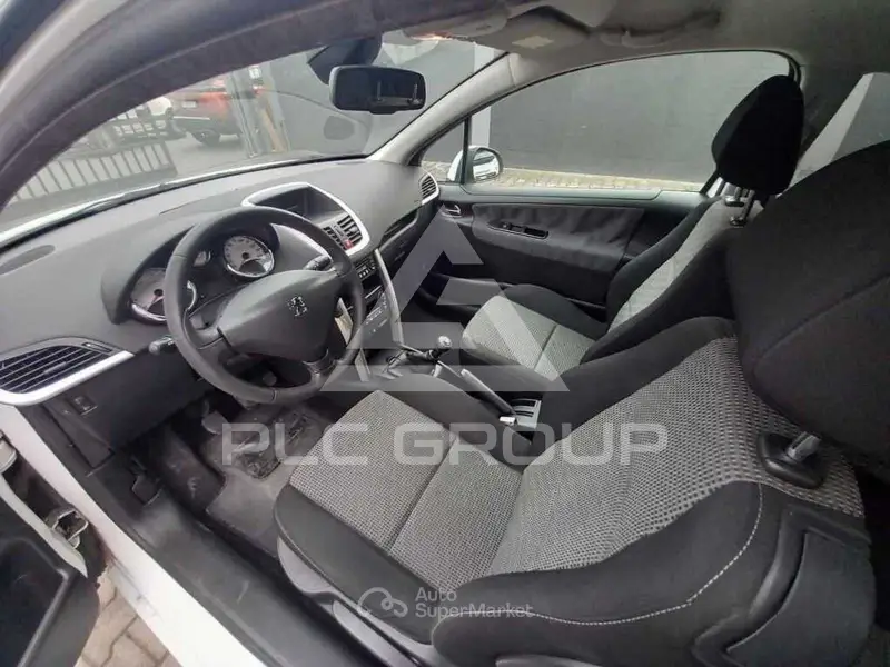 2010 Peugeot 207