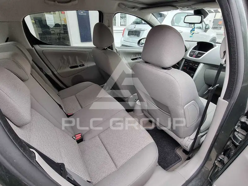 2010 Peugeot 207