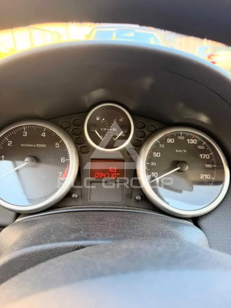 2010 Peugeot 207