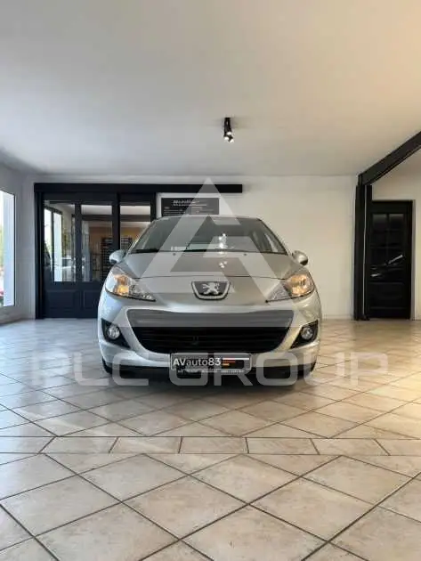 2010 Peugeot 207