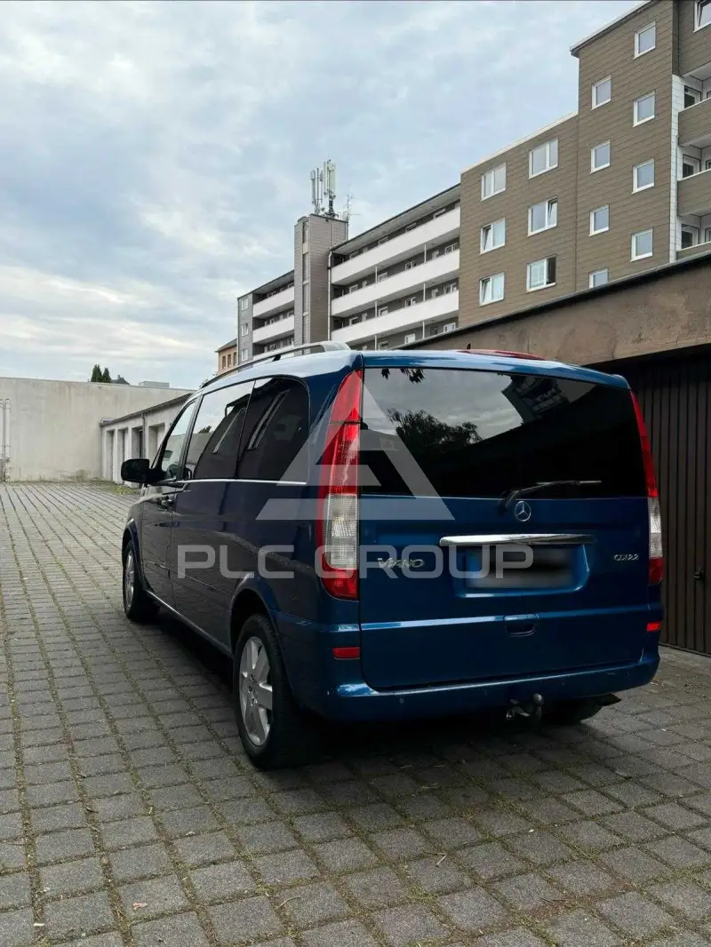 2010 Mercedes Benz Viano