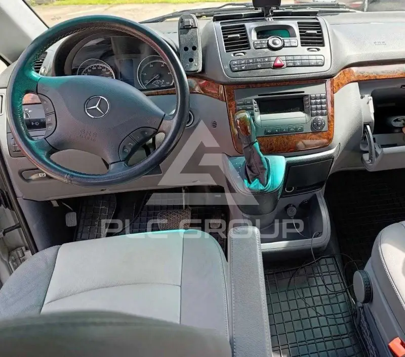 2010 Mercedes Benz Viano