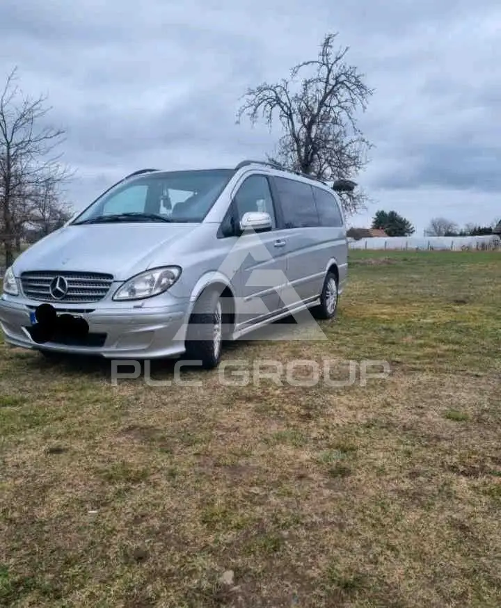 2010 Mercedes Benz Viano