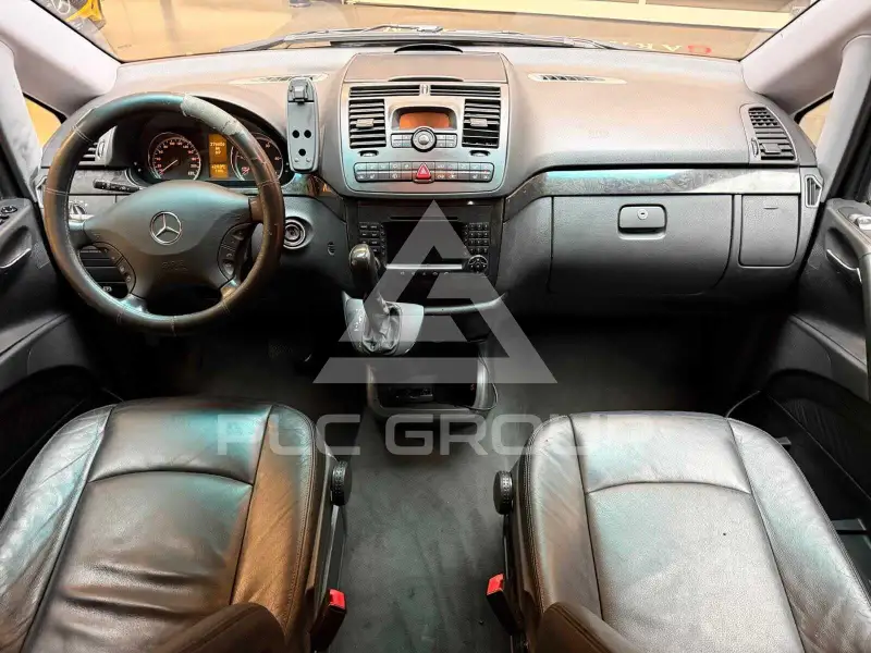 2010 Mercedes Benz Viano