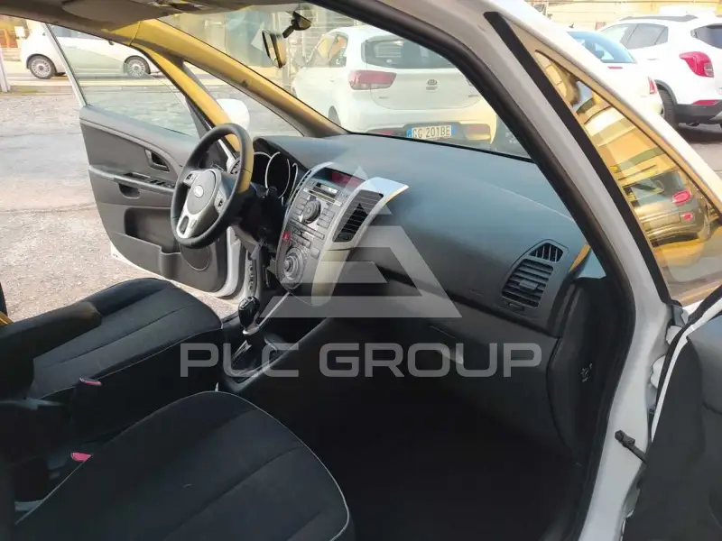 2010 KIA Venga