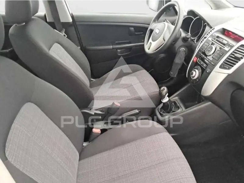 2010 KIA Venga