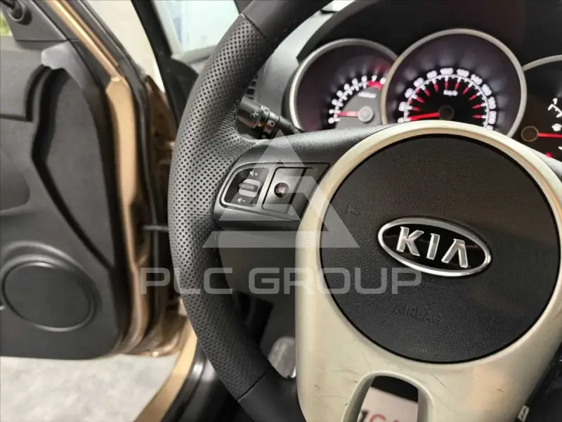 2010 KIA Venga