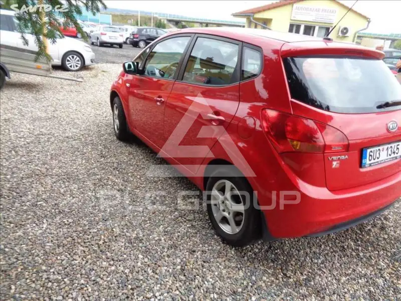 2010 KIA Venga