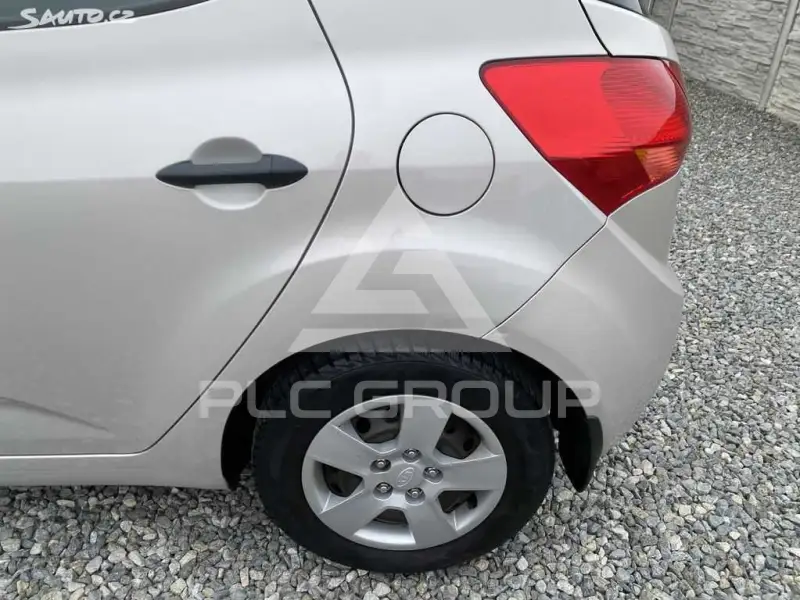 2010 KIA Venga