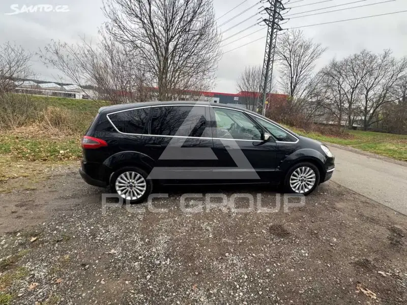2010 Ford S-Max