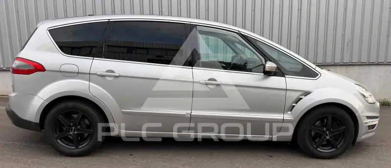 2010 Ford S-Max