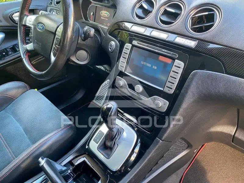 2010 Ford S-Max