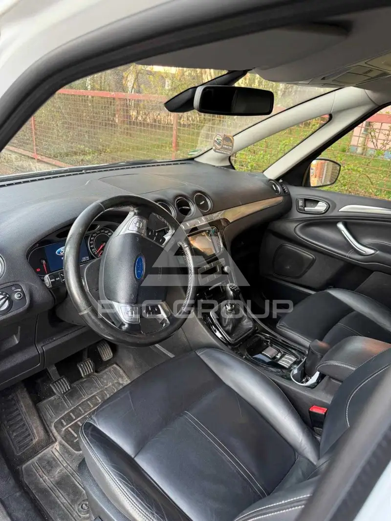 2010 Ford S-Max