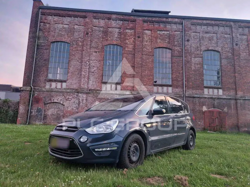 2010 Ford S-Max