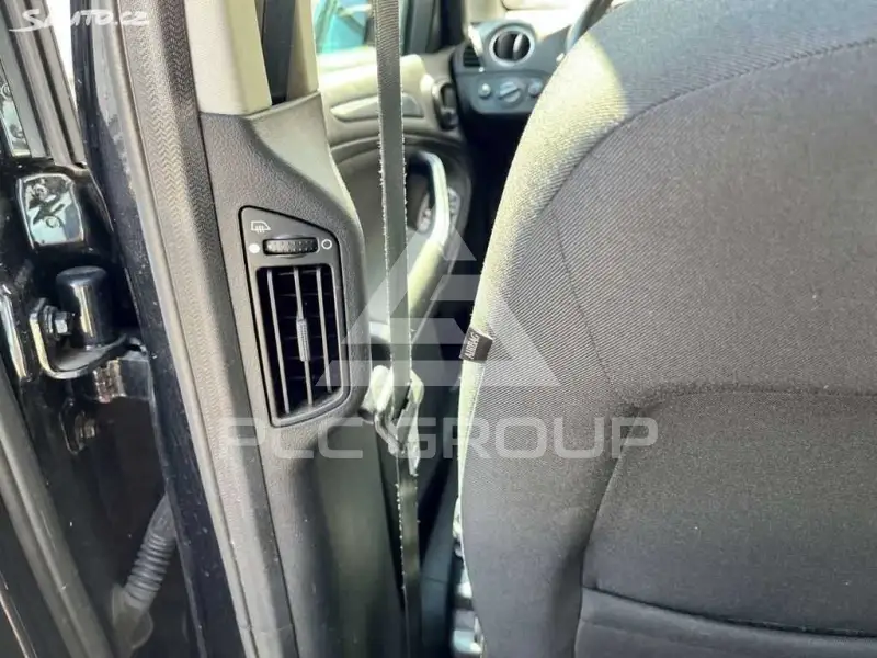 2010 Ford S-Max