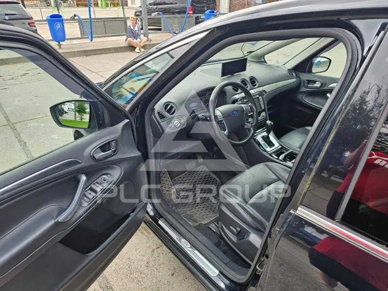 2010 Ford S-Max