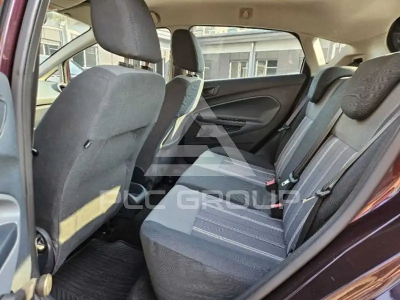 2010 Ford FIESTA