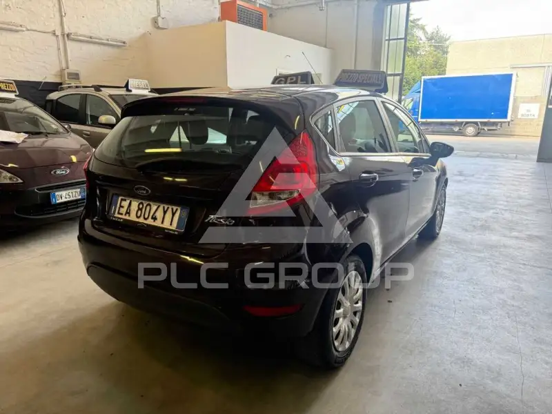 2010 Ford FIESTA