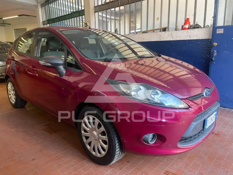 2010 Ford FIESTA