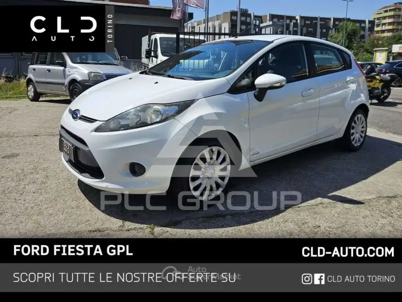 2010 Ford FIESTA