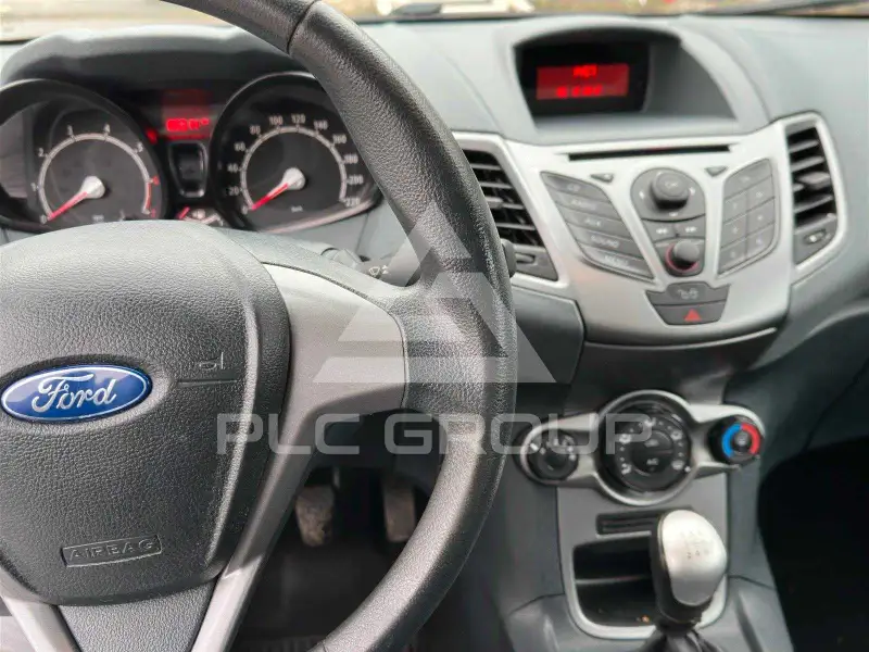 2010 Ford FIESTA