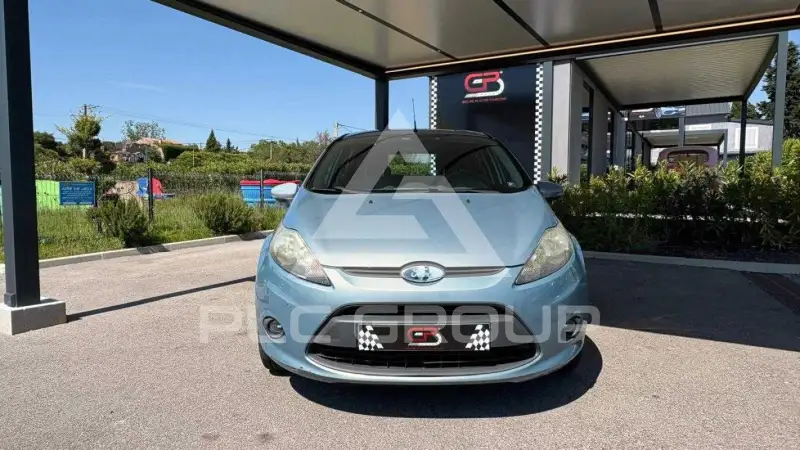 2010 Ford FIESTA