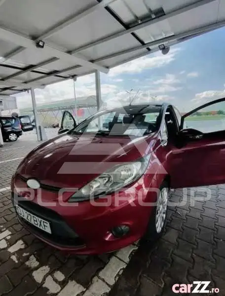 2010 Ford FIESTA