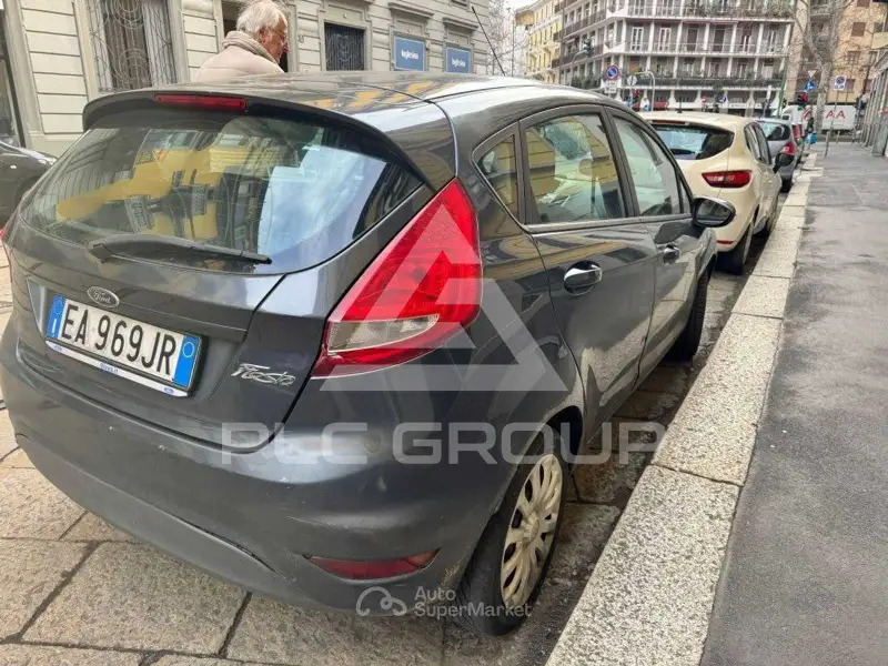 2010 Ford FIESTA