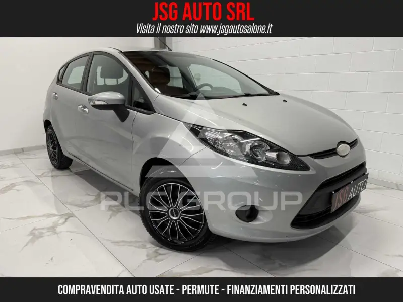 2010 Ford FIESTA