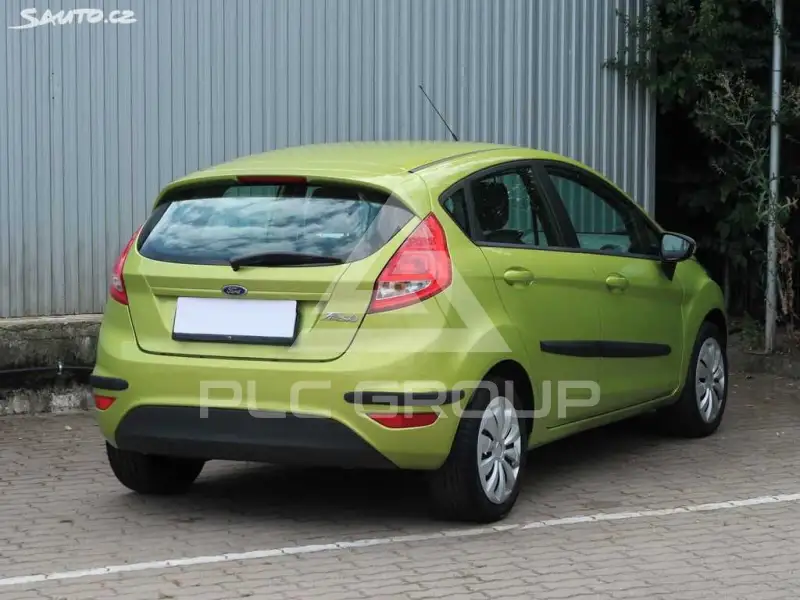 2010 Ford FIESTA