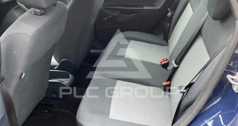 2010 Ford FIESTA