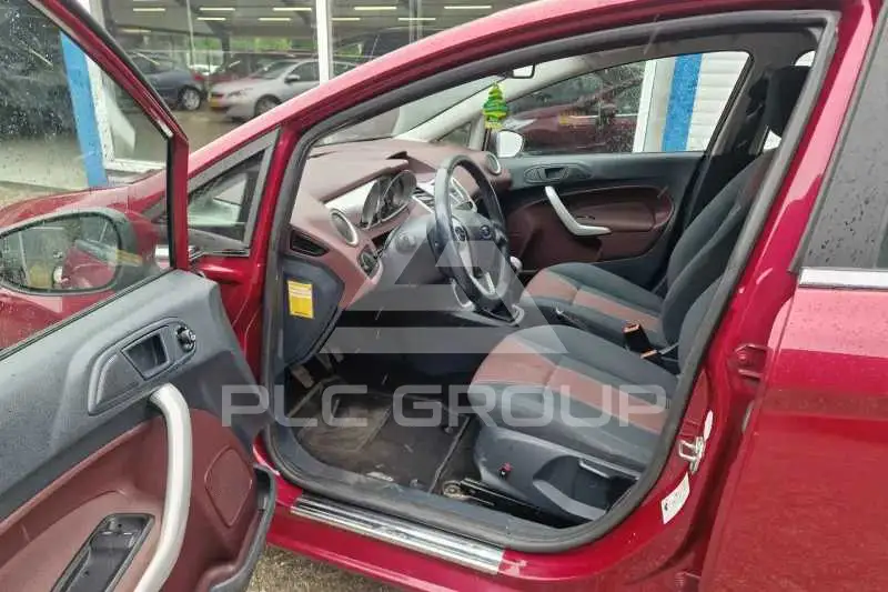 2010 Ford FIESTA