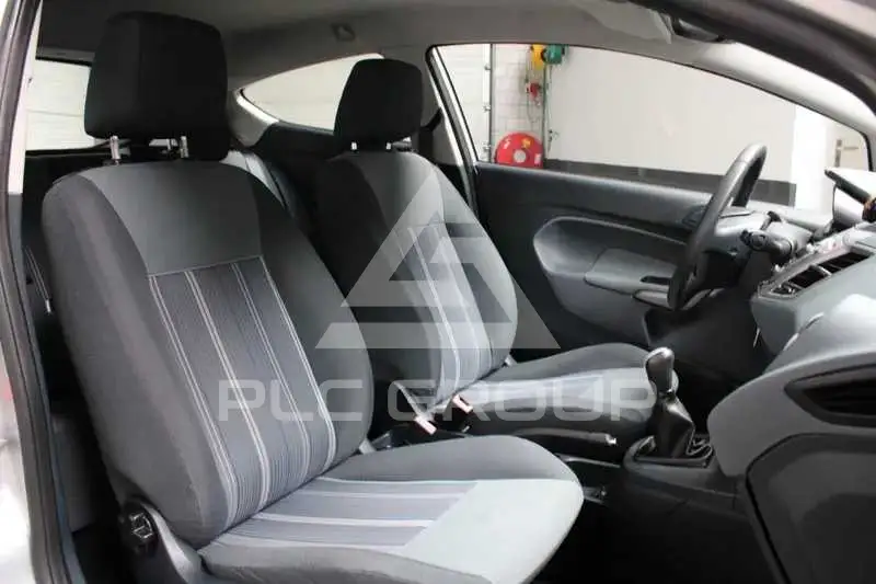 2010 Ford FIESTA