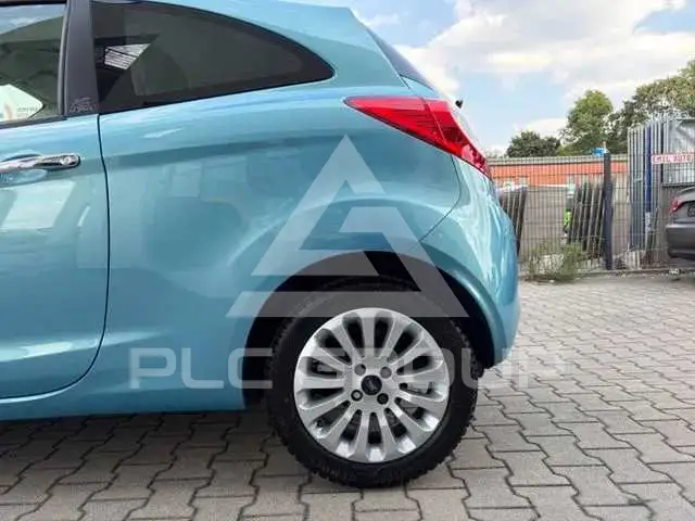 2010 Ford KA