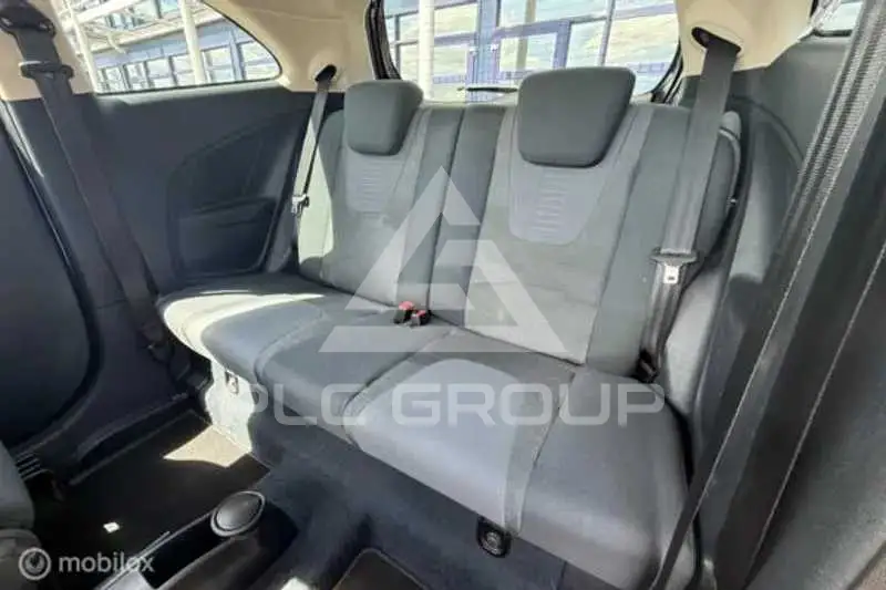 2010 Ford KA