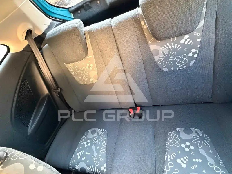 2010 Ford KA