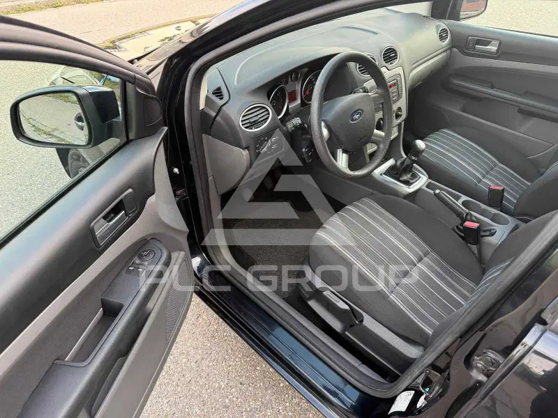 2010 Ford FOCUS
