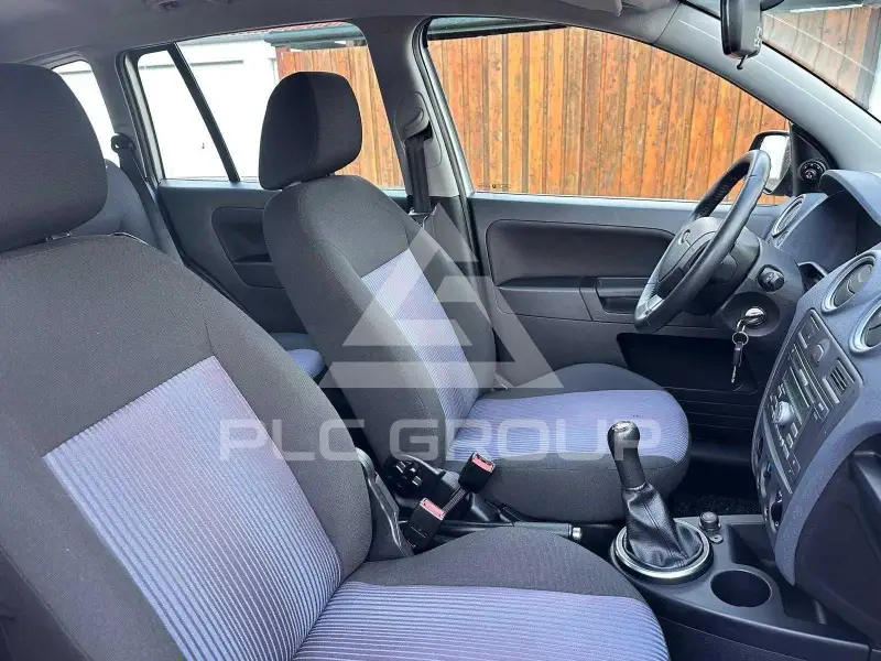 2010 Ford FUSION