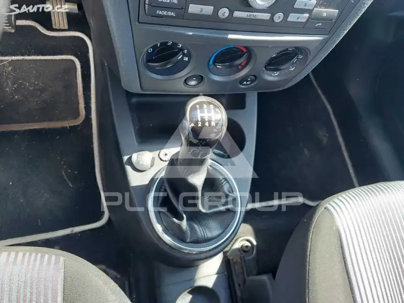 2010 Ford FUSION