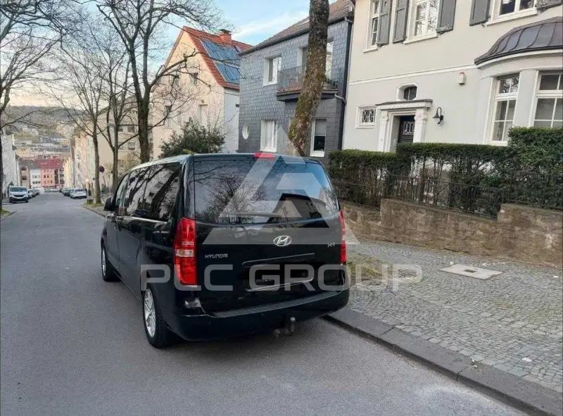 2010 Hyundai H-1