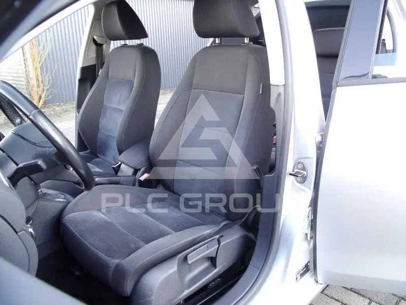 2010 Volkswagen GOLF