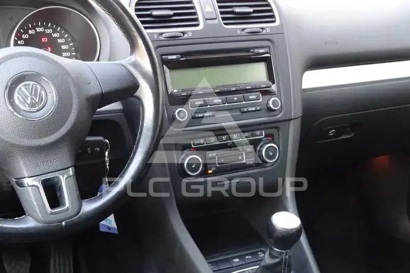 2010 Volkswagen GOLF