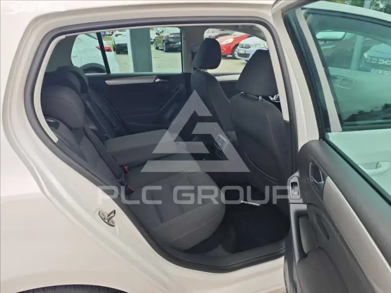 2010 Volkswagen GOLF