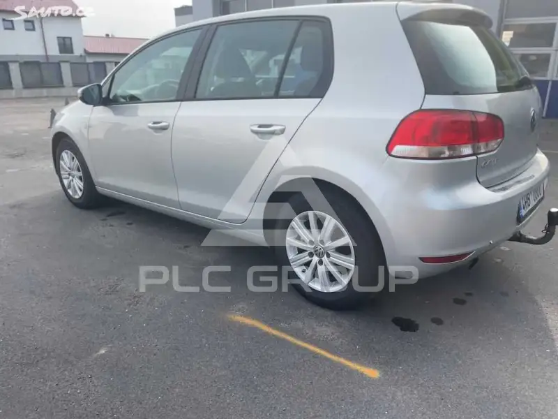 2010 Volkswagen GOLF