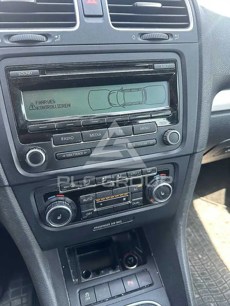 2010 Volkswagen GOLF