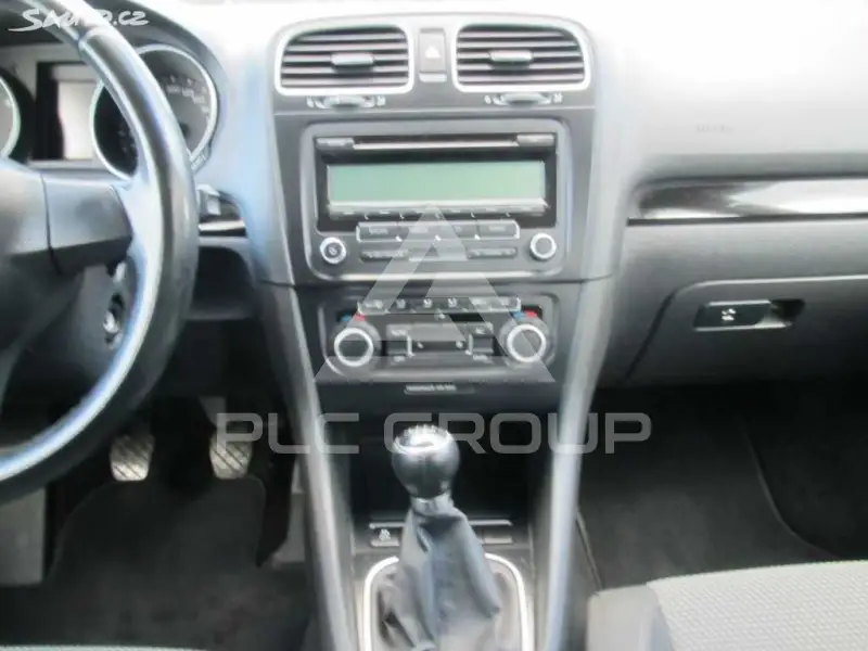2010 Volkswagen GOLF