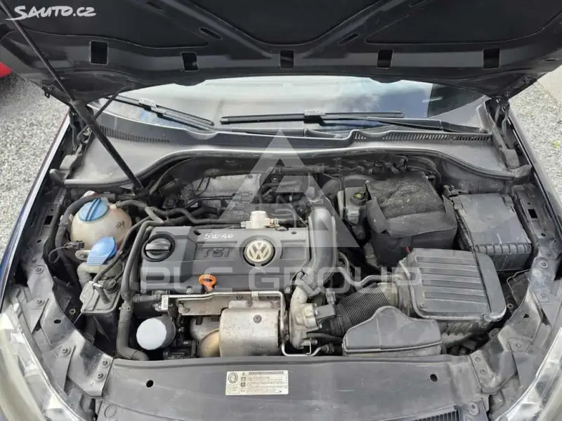 2010 Volkswagen GOLF