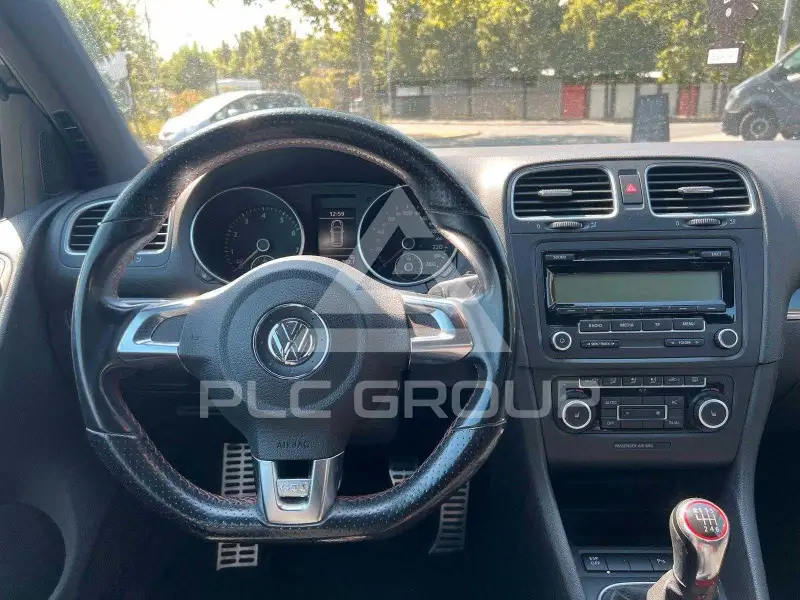 2010 Volkswagen GOLF