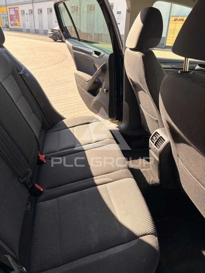 2010 Volkswagen GOLF