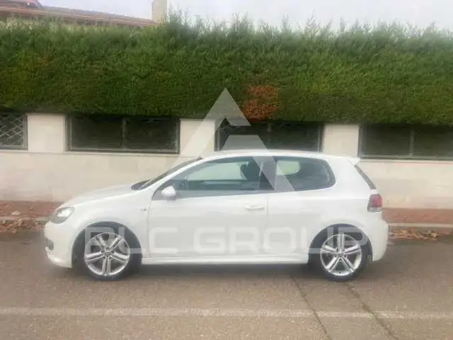 2010 Volkswagen GOLF